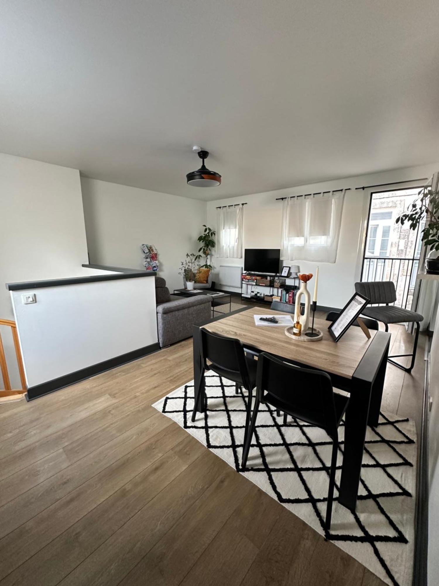 Hyper Centre A 80M Du Vieux Marche, T2 Calme Vue Sur Les Toits Rue Du Minage Apartment La Rochelle  Exterior photo